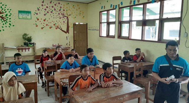 Peringati HUT ke 36, MTsN 4 Ponorogo gelar santunan siswa kurang mampu dan pembebasan biaya pendidikan Peringati HUT ke 36, MTsN 4 Ponorogo gelar santunan siswa kurang mampu dan pembebasan biaya pendidikan